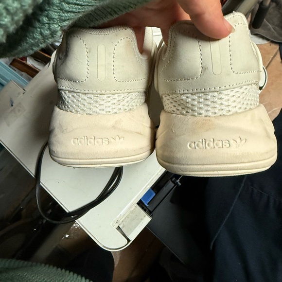 Adidas oselias sneakers - Picture 9 of 10